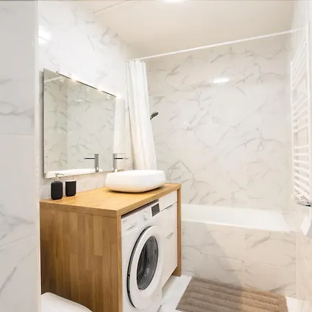 Renovated Metro, Parking Included, Near Porte Versaille * Vanves